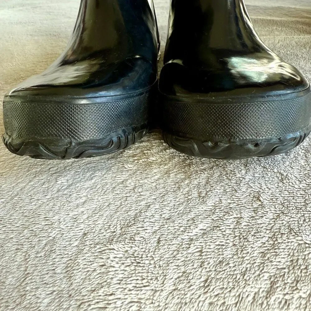 BOGS Big Boys Solid Black Rainboots Size 6